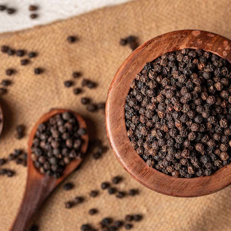 Black Pepper (Kali Mirch) – Premium Quality Spice